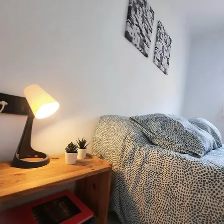 Wanderlust Old Town Apartment
